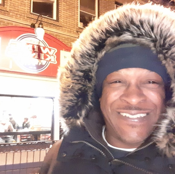 Meet your Posher, Craig - Picture 1 of 1